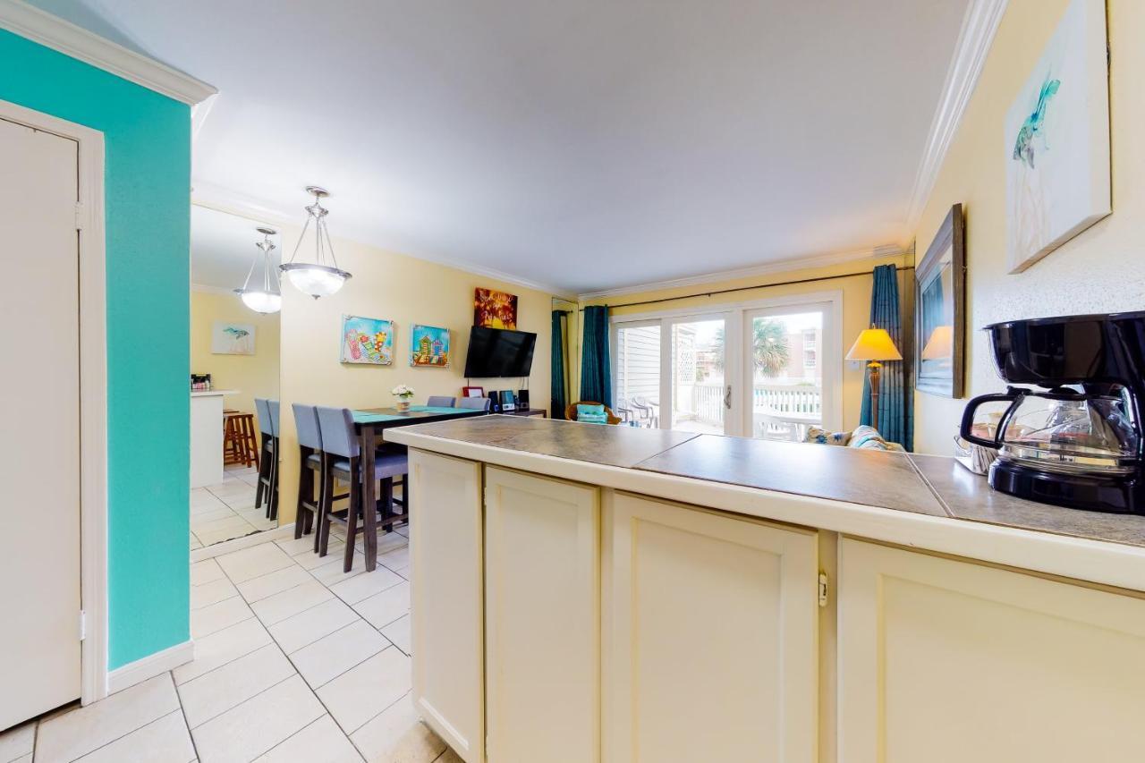 Victorian Condos Barefoot Beach Haven Galveston Extérieur photo